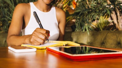 How Students in Ghana Are Making Extra Cash Online